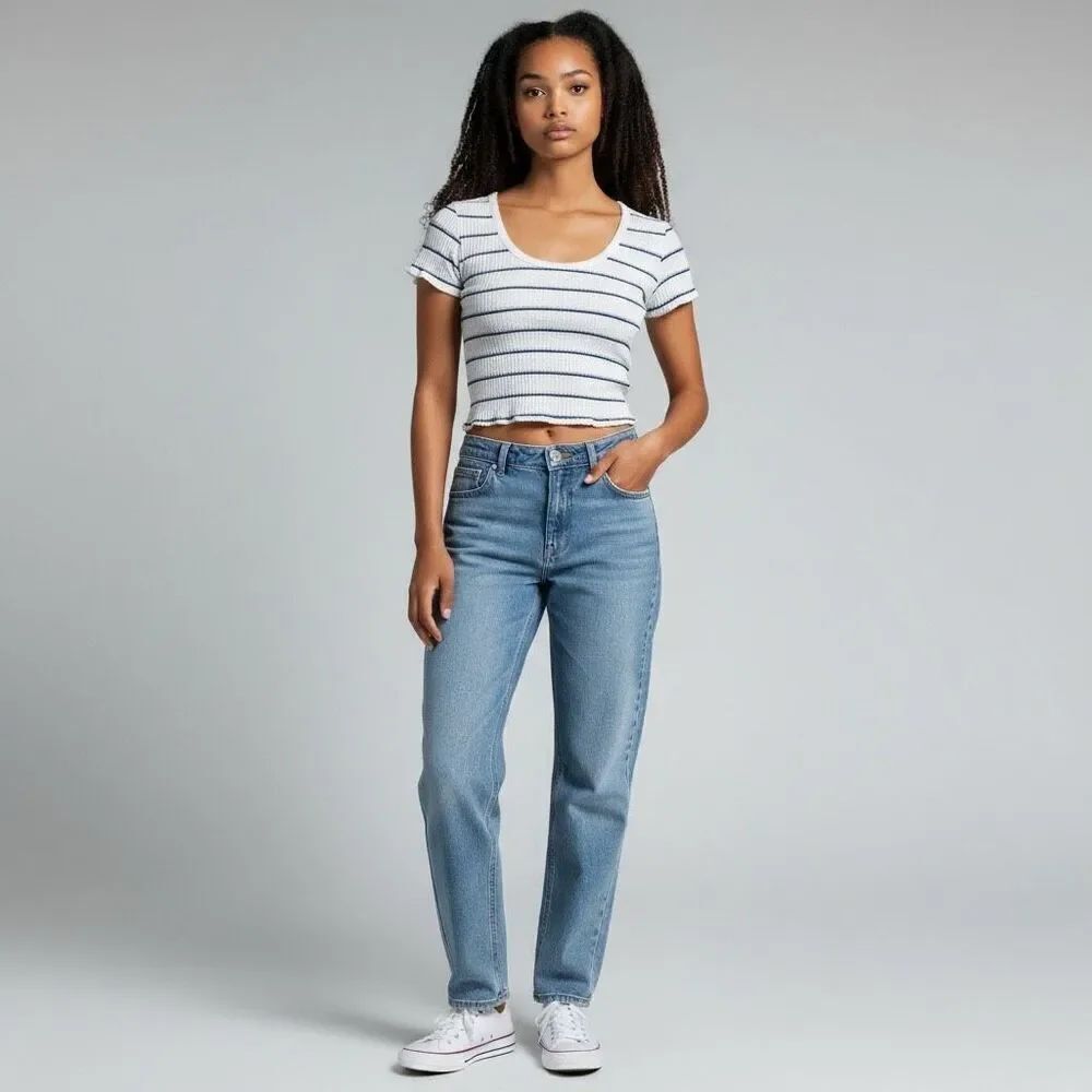 Forever 21 Solid White & Blue Striped Crop Top Cotton Blend Short Sleeve size M